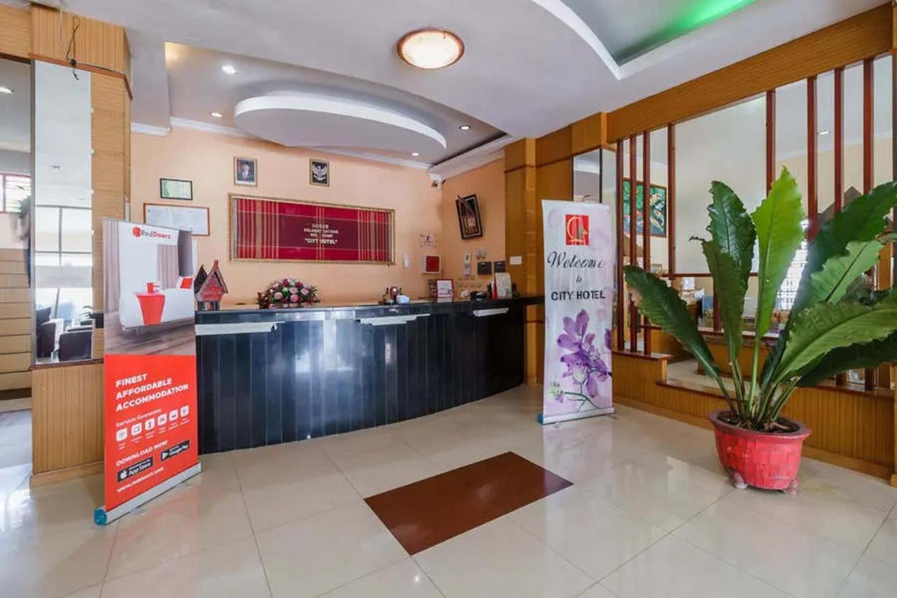Reddoorz @ Pematangsiantar Hotel Buitenkant foto