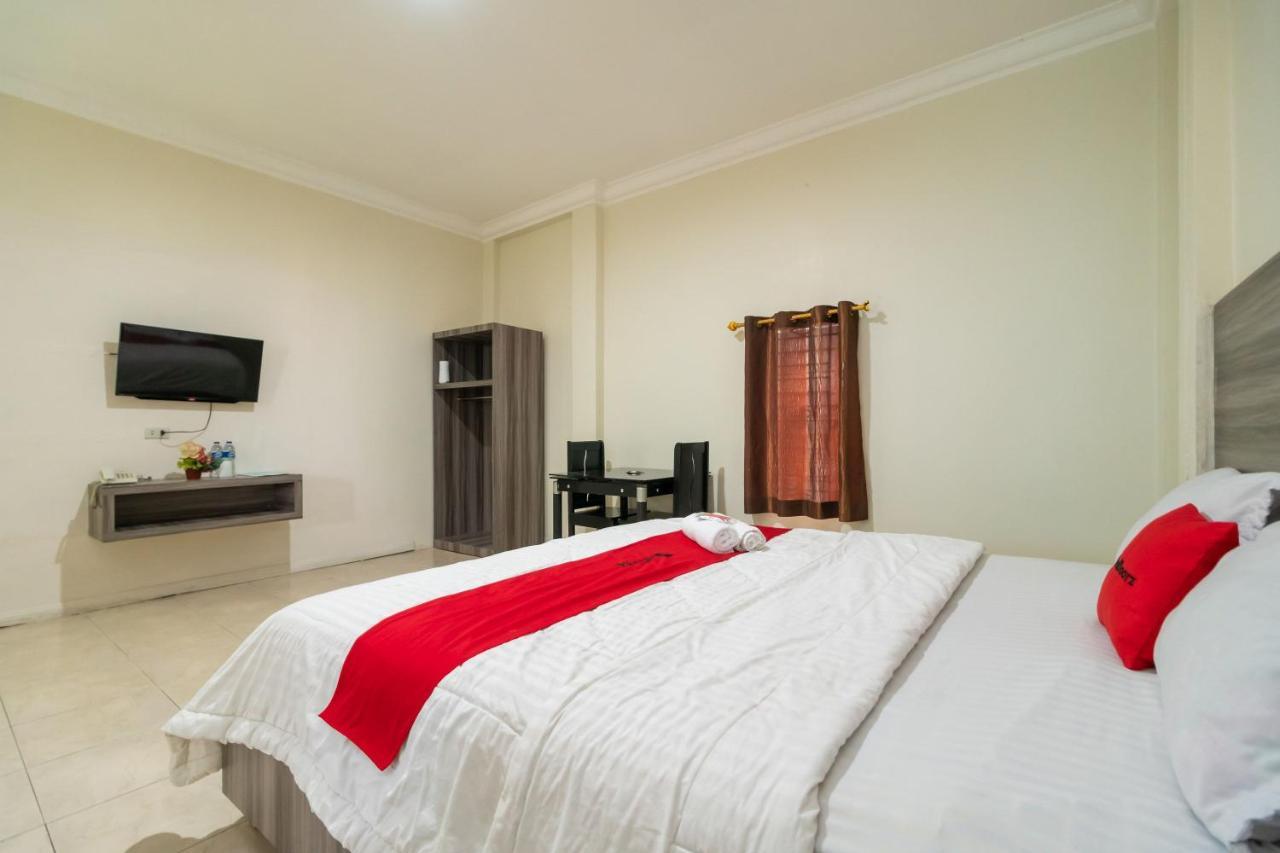 Reddoorz @ Pematangsiantar Hotel Buitenkant foto