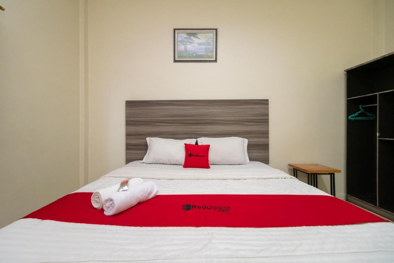 Reddoorz @ Pematangsiantar Hotel Buitenkant foto