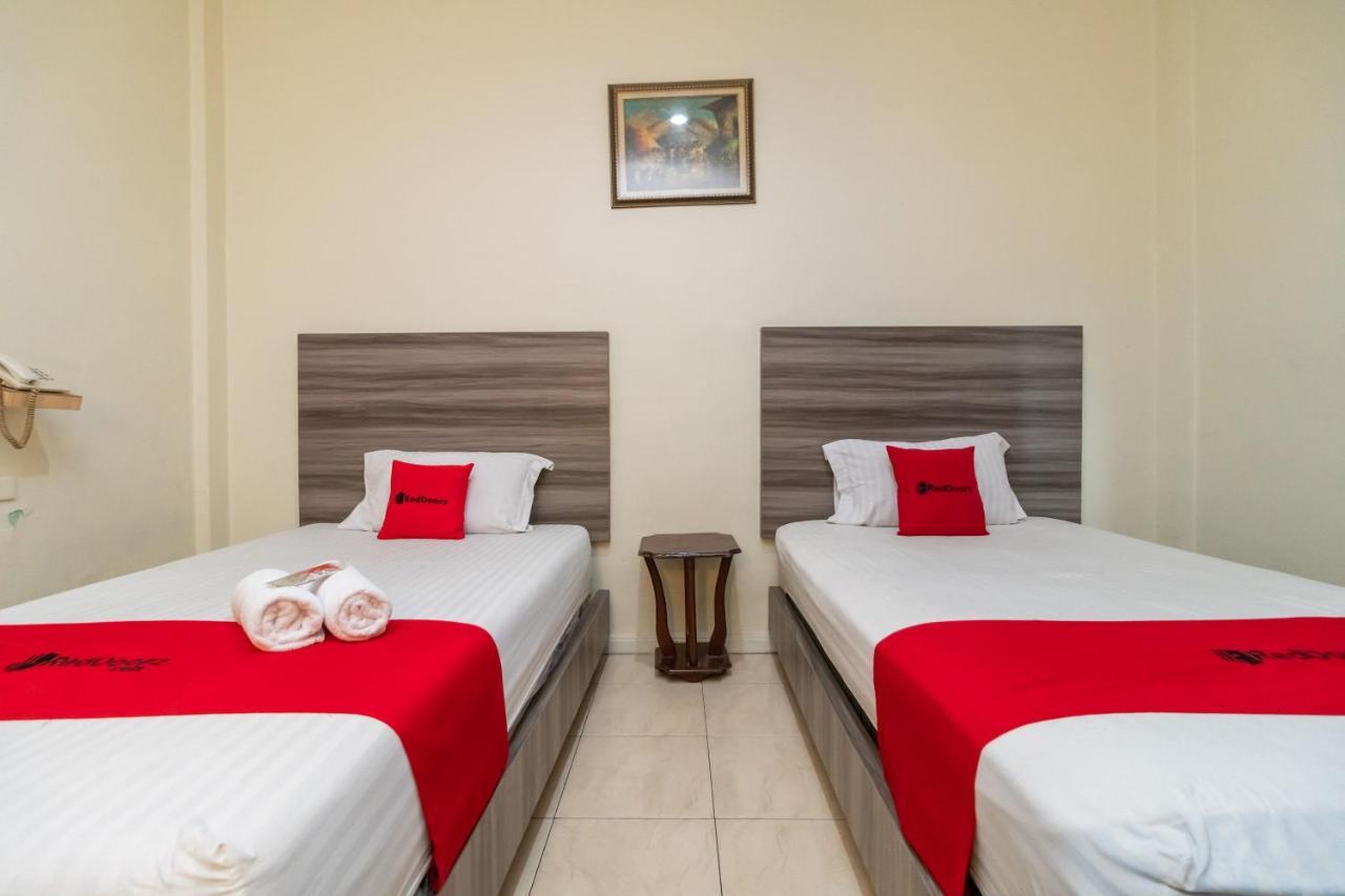 Reddoorz @ Pematangsiantar Hotel Buitenkant foto