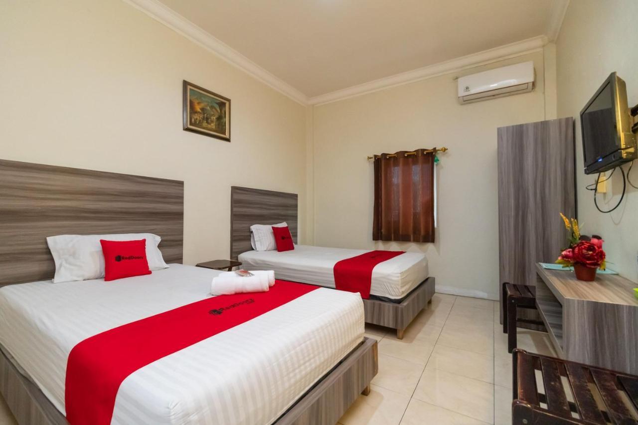 Reddoorz @ Pematangsiantar Hotel Buitenkant foto