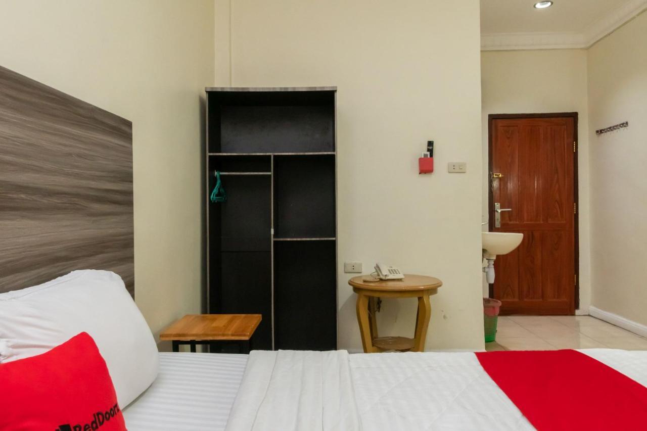 Reddoorz @ Pematangsiantar Hotel Buitenkant foto